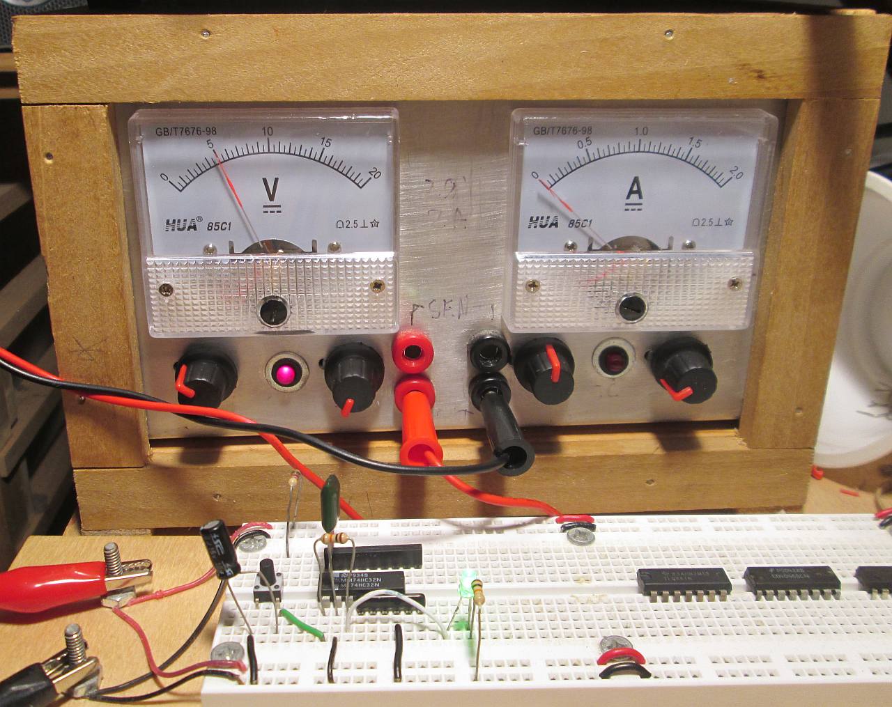 20V 2A Linear Bench Power Supply